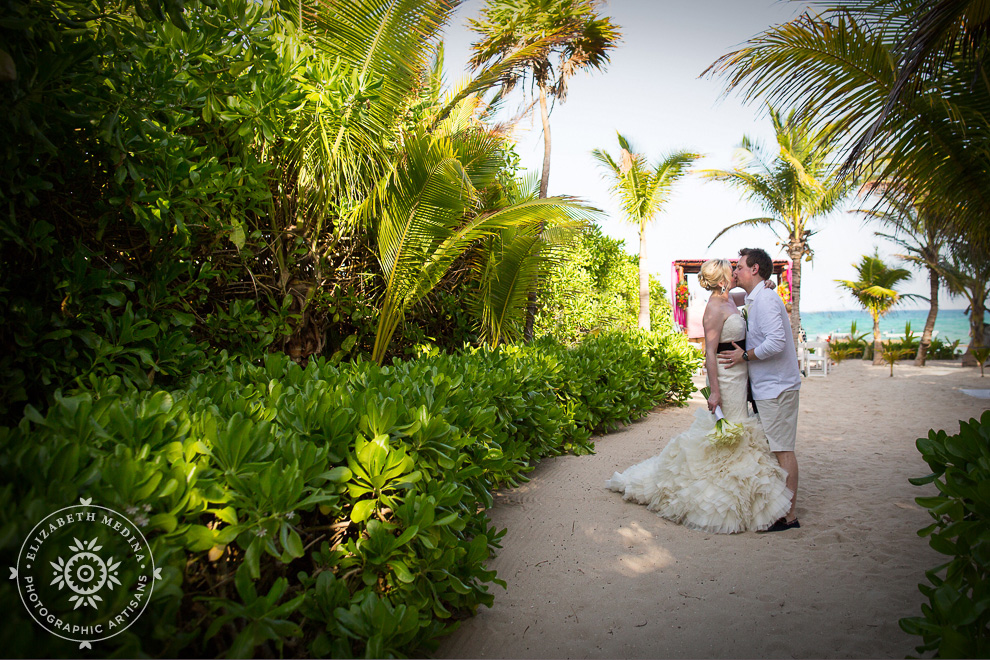 el_dorado_royale_wedding_photographer_mexico_emedina_023 El Dorado Royale Wedding Photography, Becky and Ant’s Destination Wedding 04 15 2014