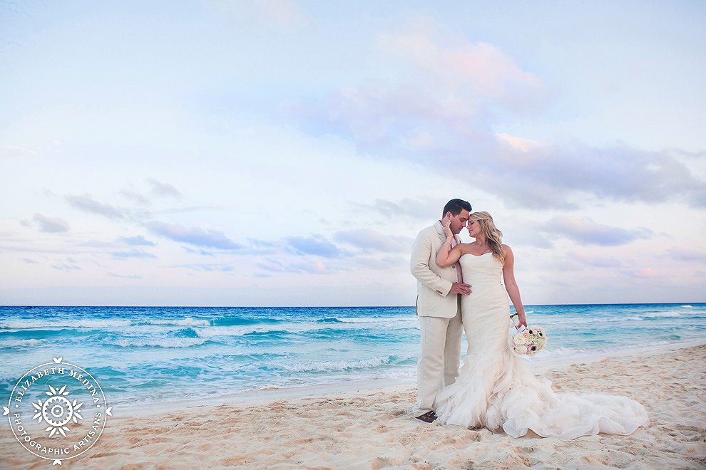 cancun_wedding_photography_beach_palace_elizabeth_medina_011 Destination Wedding Photography, Beach Palace Cancun Lindsey and Angelo 03 08 2014