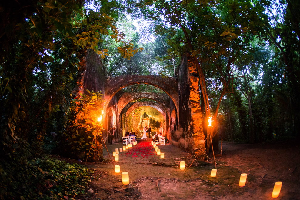 ruin chapel candlelight ceremony hacienda Uayamon uayamon_hacienda_wedding_ 35 Hacienda Uayamón destination wedding photographer, Campeche, Mexicoruin chapel candlelight ceremony hacienda Uayamon  