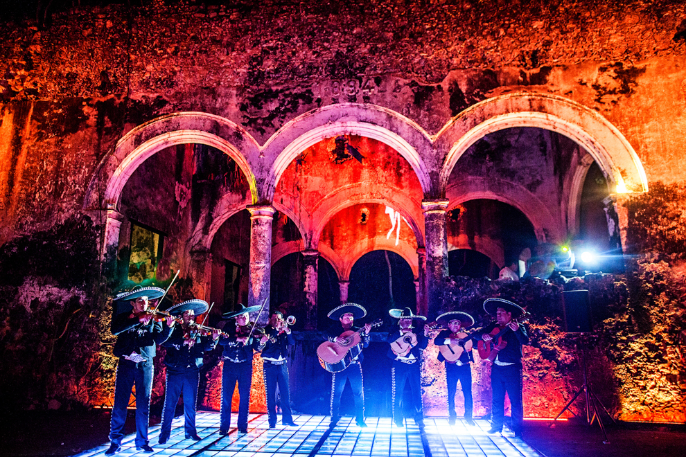 mariachi band mexico destination wedding