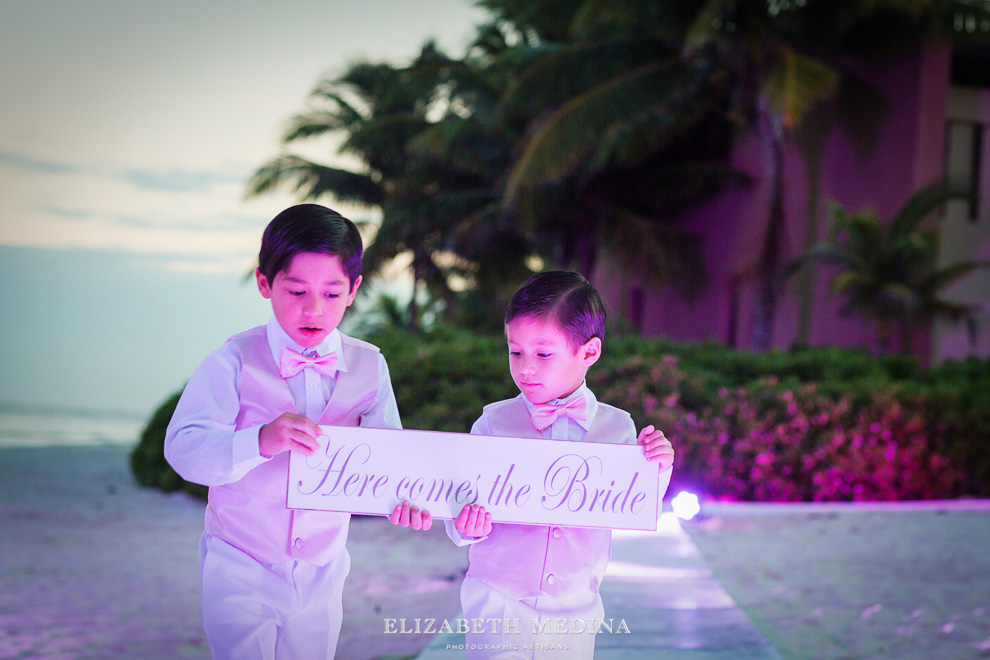  elizabeth medina banyan tree wedding044 Photographer Banyan Tree Mayakoba, Destination Wedding  