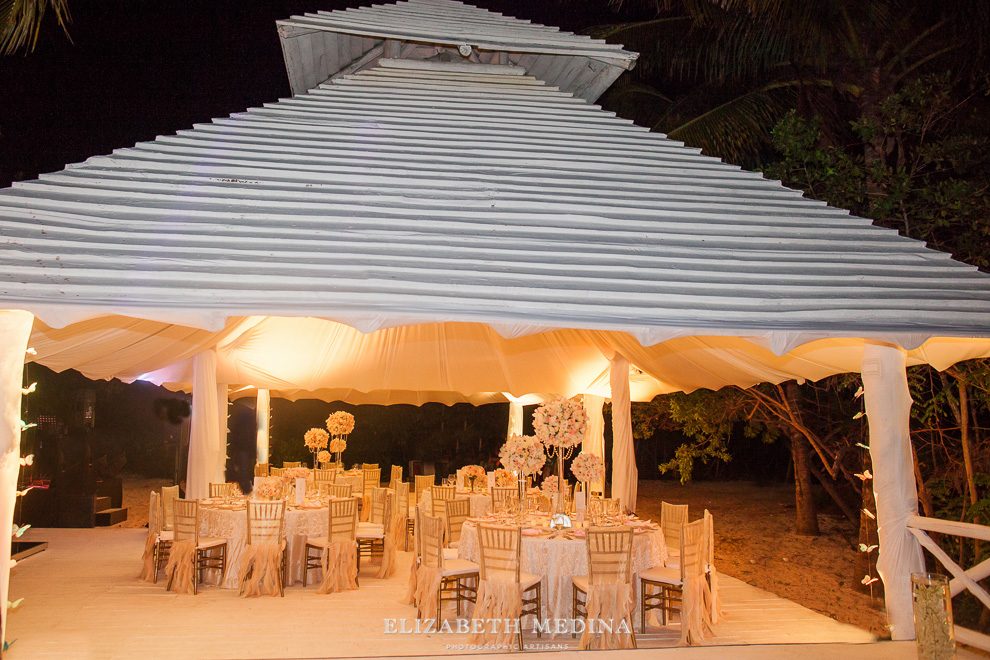  elizabeth medina banyan tree wedding066 Photographer Banyan Tree Mayakoba, Destination Wedding  