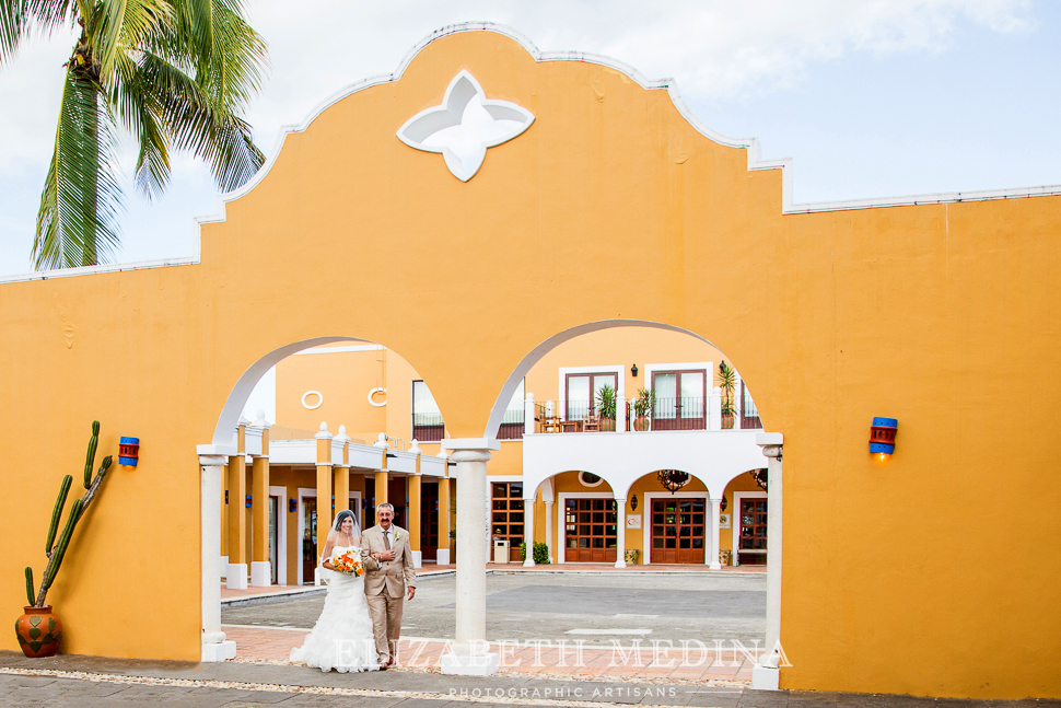  vanessa_joel_819_007 Dreams Tulum, Destination Wedding,  Joel and Vanessa The Dreams Tulum chapel was the venue for this Catholic wedding ceremony. 