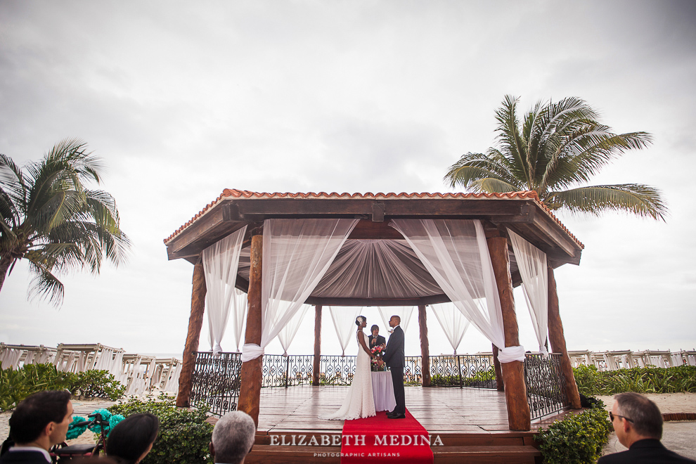  royal playa del carmen wedding elizabeth medina photography 023 Destination Wedding in Mexico  