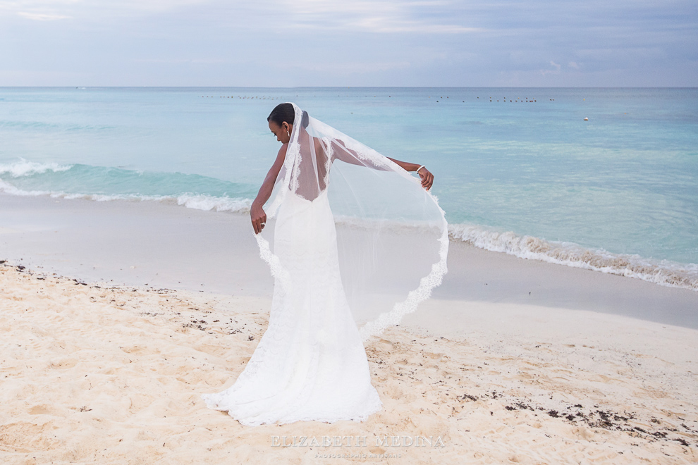  royal playa del carmen wedding elizabeth medina photography 059 Destination Wedding in Mexico  