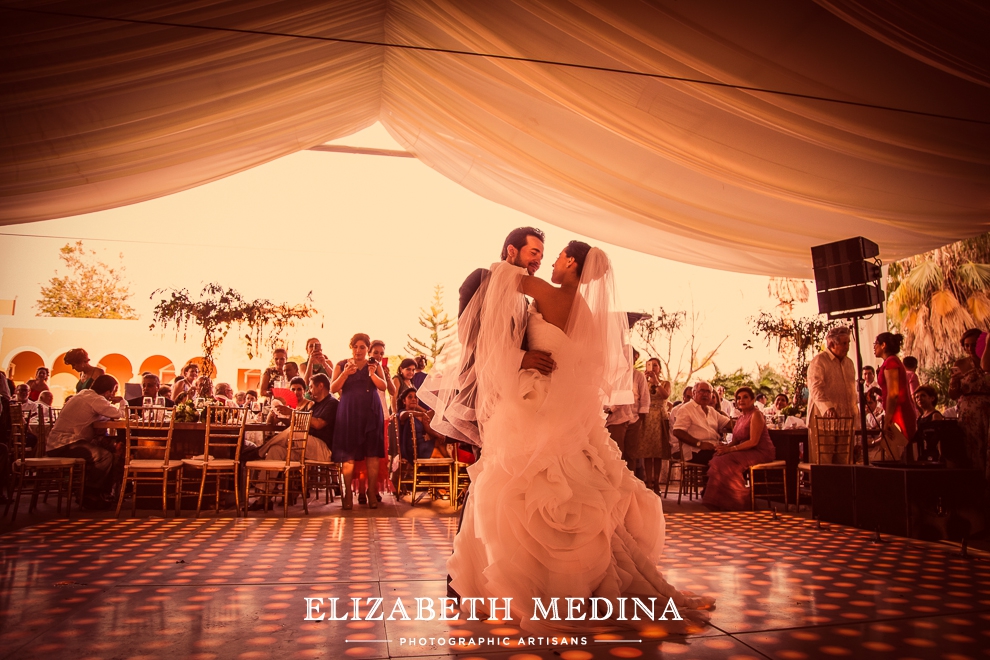  ELIZABETH MEDINA PHOTOGRAPHER MERIDA_WEDDING 054 Hacienda Chichi Suarez, Boda en Merida, Yucatan  