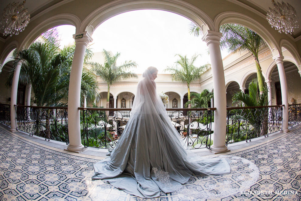  merida yucatan destination wedding photographer elizabeth medina 856 098 Elegant Merida Wedding, Lizbeth and Massimiliano, Hacienda San Diego Cutz Wedding  