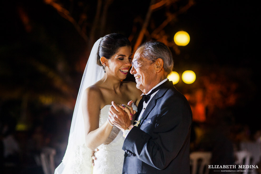  merida fotografa de bodas elizabeth medina 0095 Merida Wedding Photography, Casa Azul Wedding Photographer  