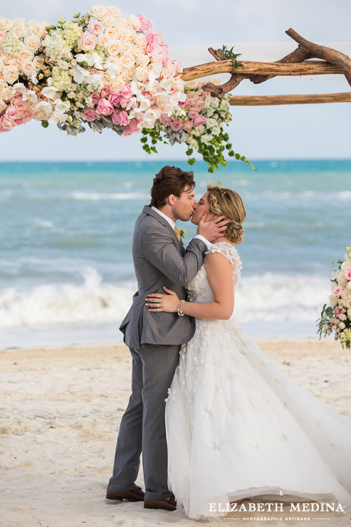  Rosewood Mayakoba weddings mexico 159 Rosewood Mayakoba Wedding photographer Elizabeth Medina  