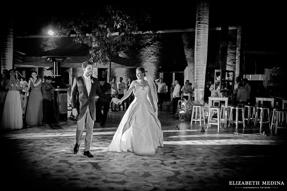  yucatan hacienda_elizabeth medina photography blog 061 Hacienda Wedding Photography in Merida Mexico, Valentina y Patricio  