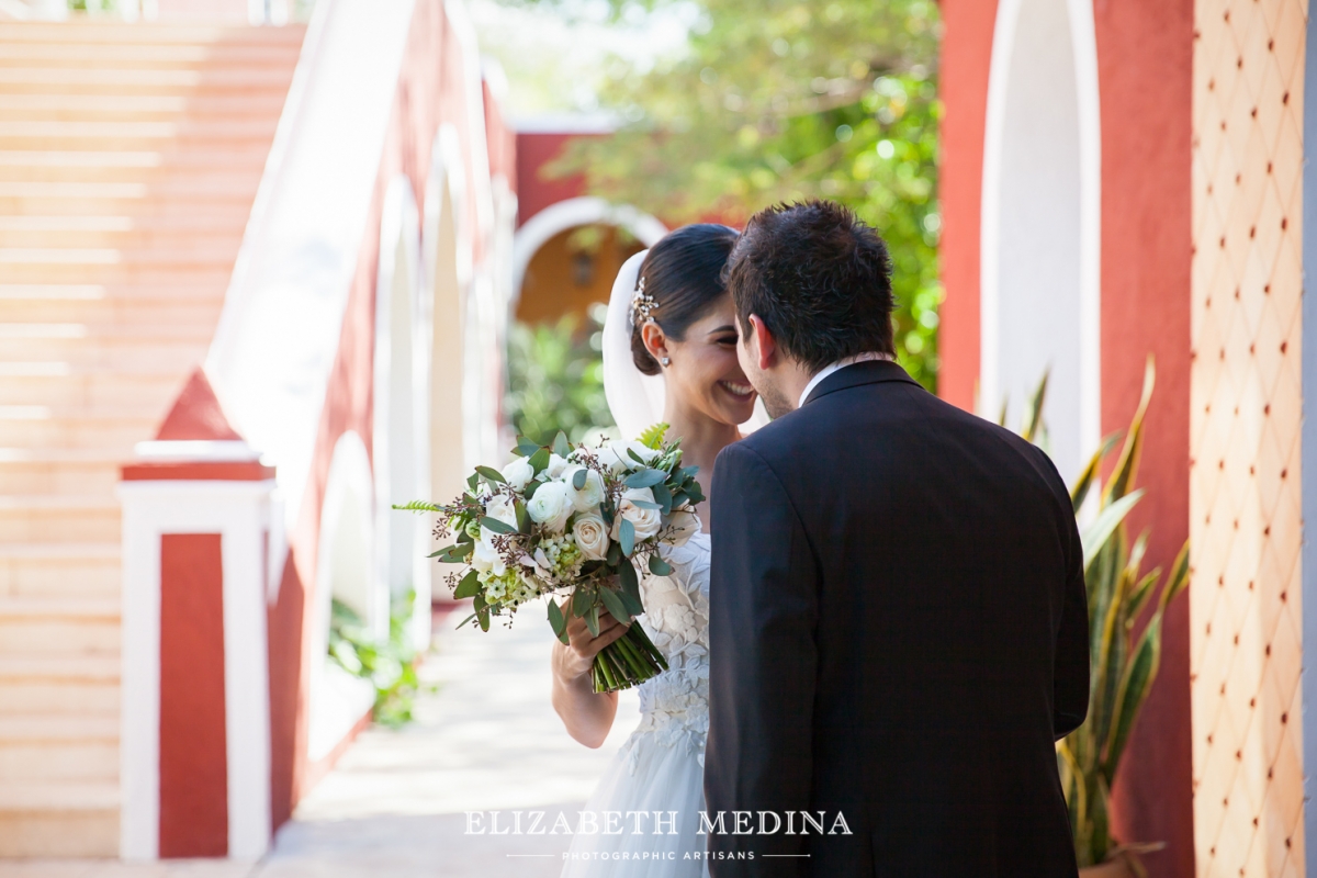 haciend san Diego cutz first look photo elizabeth medina wedding photographer_5030 Hacienda San Diego Cutz, Andrea and Diego’s Amazing Wedding Celebrationhaciend san Diego cutz first look photo  