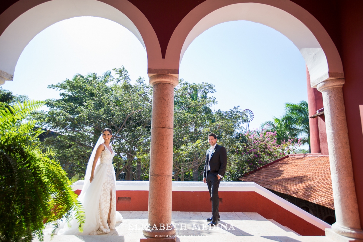 Merida Wedding Hacienda elizabeth medina wedding photographer_5039 Hacienda San Diego Cutz, Andrea and Diego’s Amazing Wedding CelebrationMerida Wedding Hacienda   