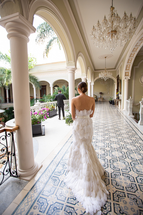 stylish merida mexico bride with protea boquet and unique wedding gown elizabeth medina yucatan wedding blog 0029 Casa Faller and Mansion Merida, Wedding Day Photos in Merida’s Most Elegant Wedding Venues, Maribel and Robertostylish merida mexico bride with protea boquet and unique wedding gown first look  