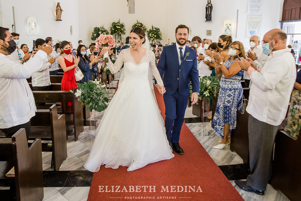 Merida wedding church Hacienda Xcanatun by Agsana Wedding Photographer 203 Hacienda Xcanatun by Angsana Wedding, Alba and Gerardobride and groom Hacienda Xcanatun by Agsana wedding photographer Elizabeth Medina , Merida, Yucatan, photography at Mexico top wedding hacienda venue  