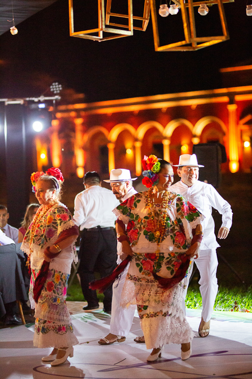Yucatan Mexico traditional fokloric dancers Jarana 917_1119 A very international wedding in Merida, Mexico  
