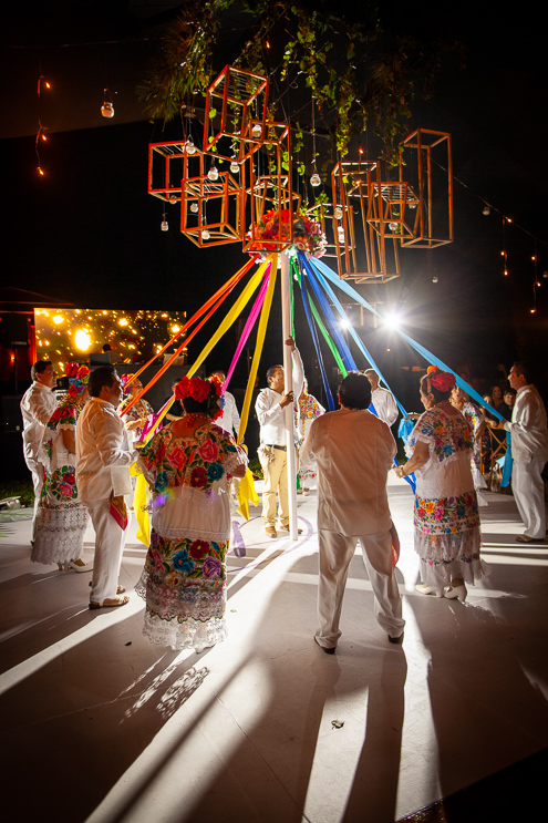 Yucatan Mexico traditional fokloric dancers Jarana 917_1143 A very international wedding in Merida, Mexico  